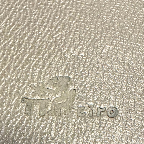 Handmade leather purse from South Korea - Picture 5 of 9